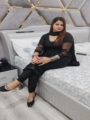 Call Girl in Bakloh